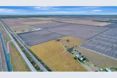 5629 Us-59, Edna, TX 77957 - Photo 14