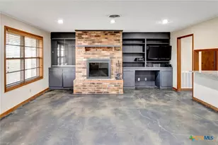 5629 US-59, Edna, TX 77957 - Photo 32