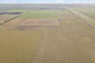 5629 US-59, Edna, TX 77957 - Photo 20