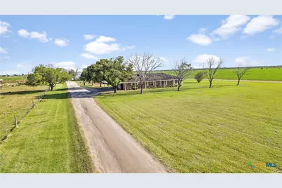 5629 Us-59, Edna, TX 77957 - Photo 16