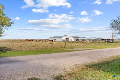 5629 Us-59, Edna, TX 77957 - Photo 24