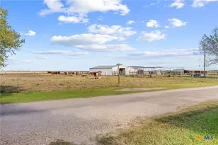 5629 US-59, Edna, TX 77957 - Photo 24