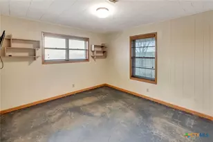 5629 US-59, Edna, TX 77957 - Photo 36