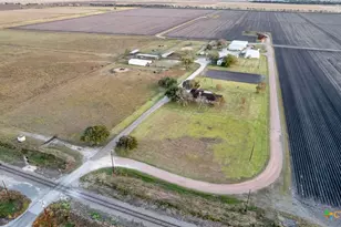 5629 US-59, Edna, TX 77957 - Photo 18