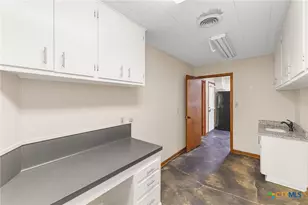 5629 US-59, Edna, TX 77957 - Photo 32