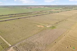 5629 US-59, Edna, TX 77957 - Photo 18