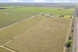 5629 US-59, Edna, TX 77957 - Photo 12