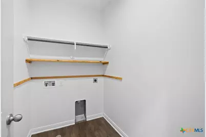 103 Dripping Spring, Victoria, TX 77904 - Photo 18