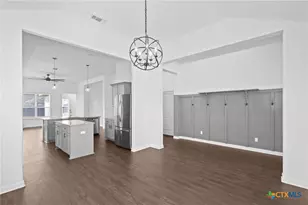 103 Dripping Spring, Victoria, TX 77904 - Photo 2