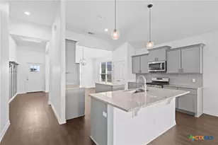 103 Dripping Spring, Victoria, TX 77904 - Photo 2