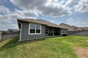 1313 Sandstone Cv, Lampasas, TX 76550 - Photo 18