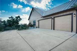 1651 Lake Ridge Blvd, Canyon Lake, TX 78133 - Photo 28