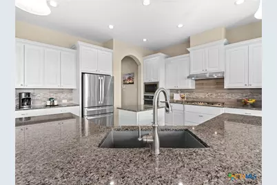 1651 Lake Ridge Boulevard, Canyon Lake, TX 78133 - Photo 6