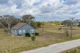 1296 Brownson Rd, Victoria, TX 77905 - Photo 1