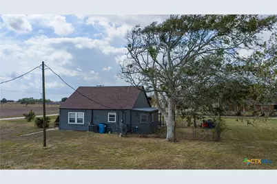 1296 Brownson Road, Victoria, TX 77905 - Photo 18