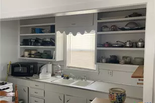 219 Bayshore Dr, Palacios, TX 77465 - Photo 12