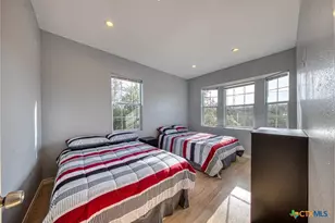 729 Clay Ridge, Canyon Lake, TX 78133 - Photo 8