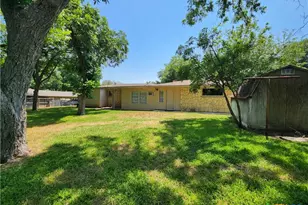 564 Laurel Ln, New Braunfels, TX 78130 - Photo 36