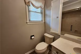 564 Laurel Ln, New Braunfels, TX 78130 - Photo 30