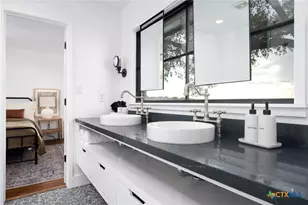 115 Lakeview Dr, Belton, TX 76513 - Photo 32