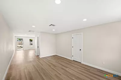 715 W Hopkins Street #103, San Marcos, TX 78666 - Photo 18