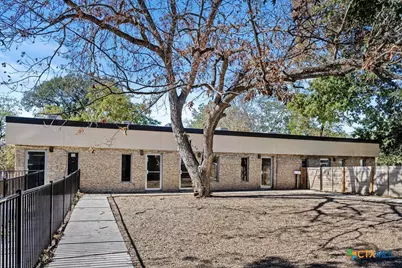 715 W Hopkins Street #104, San Marcos, TX 78666 - Photo 4