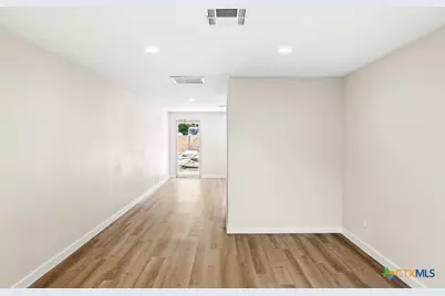 715 W Hopkins Street #104, San Marcos, TX 78666 - Photo 16