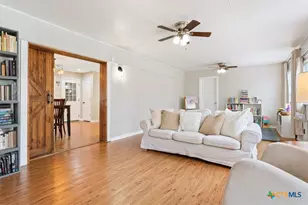 3913 Dove Ln, Temple, TX 76502 - Photo 10