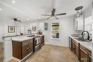 1217 E Avenue H, Nolanville, TX 76559 - Photo 10