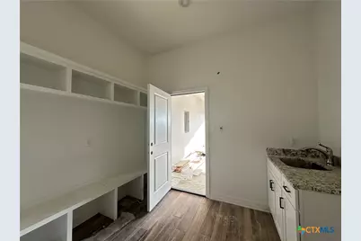 818 Eagle Heights Drive, Salado, TX 76571 - Photo 12