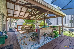 384 Placid Cove Dr, New Braunfels, TX 78130 - Photo 10