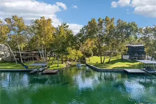 384 Placid Cove Dr, New Braunfels, TX 78130 - Photo 4