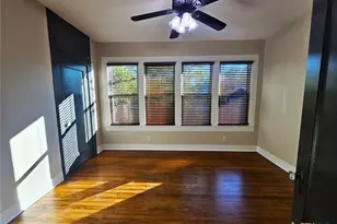 624 S Austin St, Seguin, TX 78155 - Photo 26