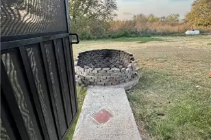 1754 W Big Elm Rd, Troy, TX 76579 - Photo 6