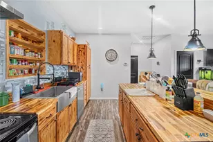 1754 W Big Elm Rd, Troy, TX 76579 - Photo 14