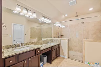 260 Oak Hollow Street, Palacios, TX 77465 - Photo 28