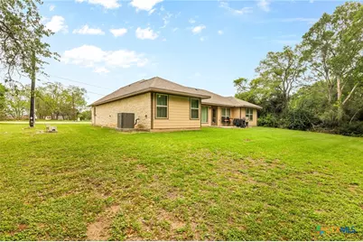 260 Oak Hollow Street, Palacios, TX 77465 - Photo 6