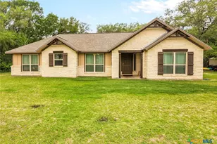 260 Oak Hollow St, Palacios, TX 77465 - Photo 1