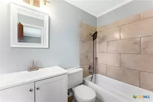 137 Lullwood Dr, New Braunfels, TX 78130 - Photo 16