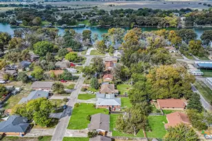 137 Lullwood Dr, New Braunfels, TX 78130 - Photo 12