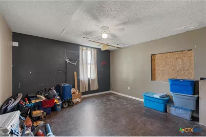 1025 Wyatt Lane, McGregor, TX 76657 - Photo 18