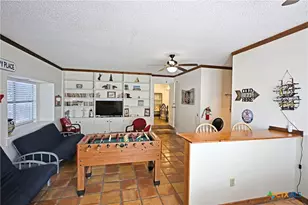 1683 Kuehler Ave, New Braunfels, TX 78130 - Photo 22