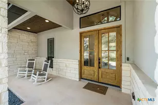 2406 Geneseo Oaks, New Braunfels, TX 78132 - Photo 14