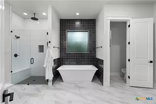 2406 Geneseo Oaks, New Braunfels, TX 78132 - Photo 24