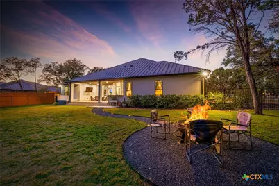 2406 Geneseo Oaks, New Braunfels, TX 78132 - Photo 4