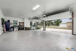 2406 Geneseo Oaks, New Braunfels, TX 78132 - Photo 32