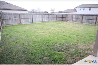 2216 Mayfield Lane, Seguin, TX 78155 - Photo 14