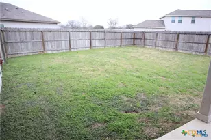 2216 Mayfield Ln, Seguin, TX 78155 - Photo 14