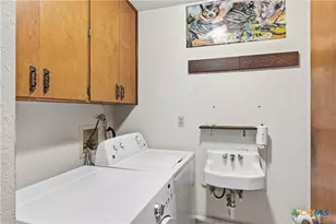 384 Waterway Pass, New Braunfels, TX 78130 - Photo 18