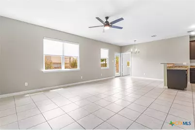 6193 Daisy Way, New Braunfels, TX 78132 - Photo 6